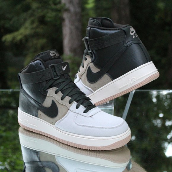 Nike Air Force 1 High 07 LV8 Men’s Size 9.5